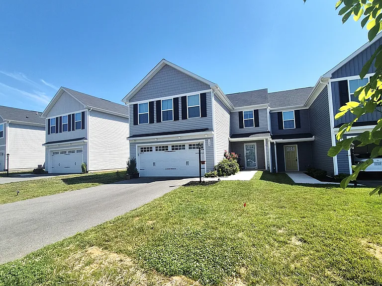 130 Robinia Rd — Photo 39
