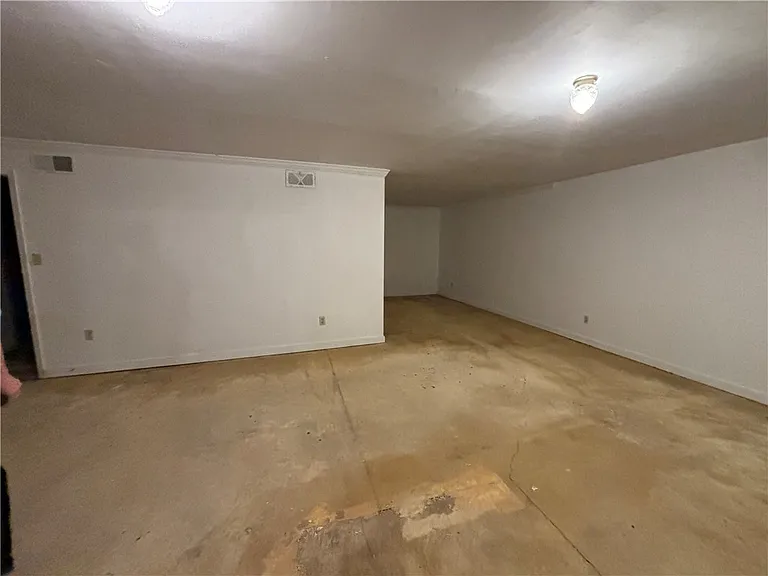 4825 Butler St — Photo 17
