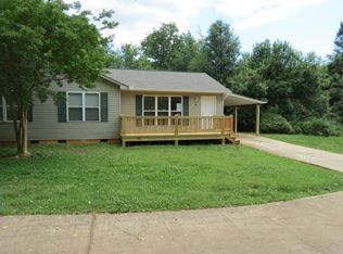 203 Orchard Ln, Seneca, SC 29672