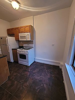 2nd image of 2512 University Ave Floor 3