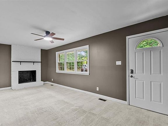 4th image of 6630 Hunt Rd