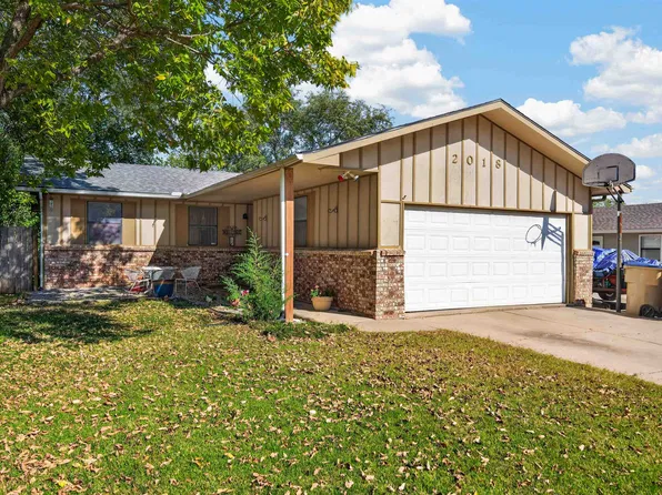 2018 E Fairchild St, Wichita, KS 67219