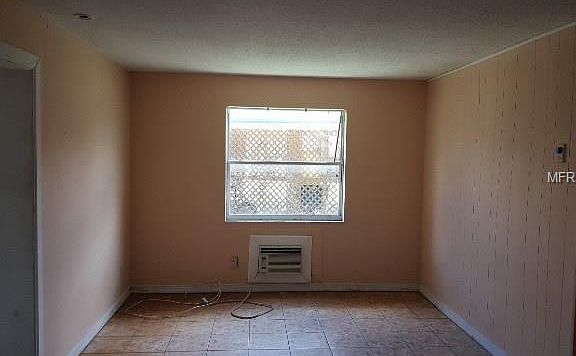2nd image of 1259 Franklin St
