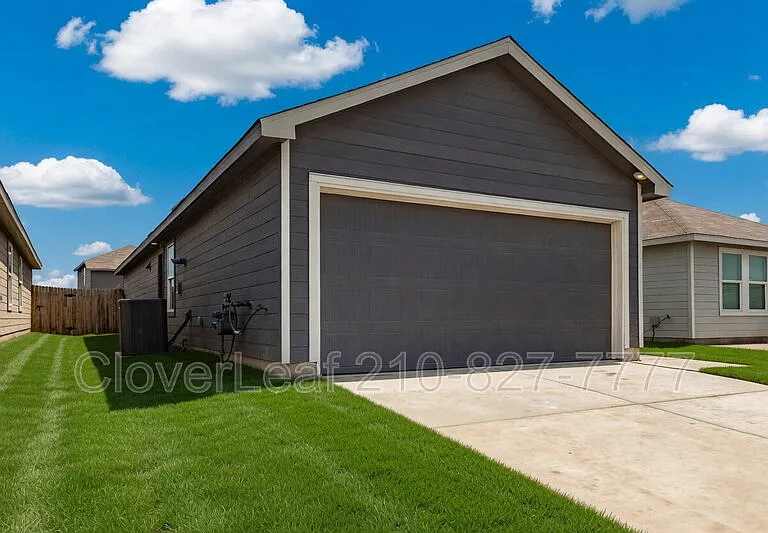 3650 Millbrook Way — Photo 3