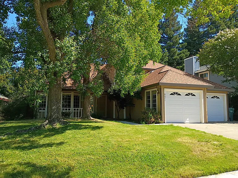 8071 Livorna Way — Photo 1