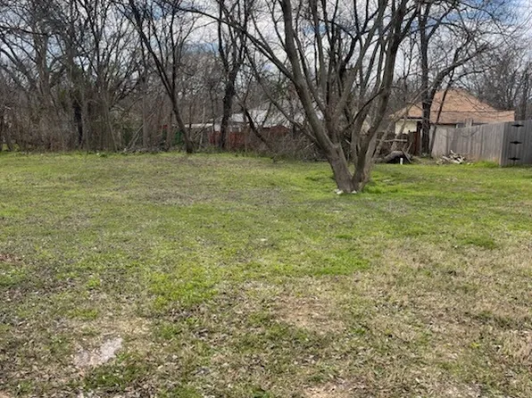 1815 N 7th St, Waco, TX 76707
