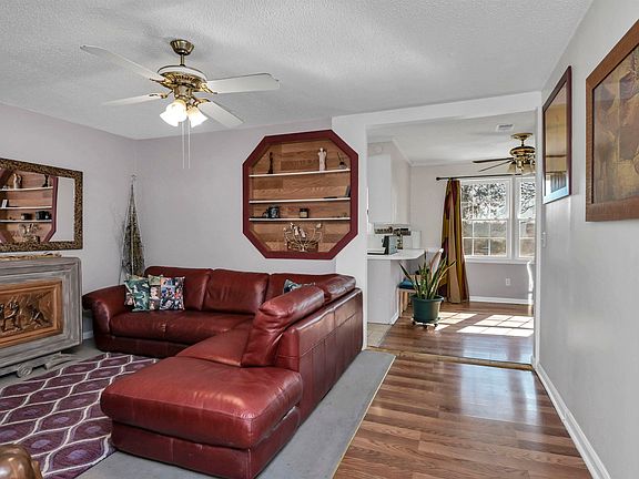 2nd image of 1506 Heyward Brockington Rd