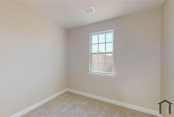 716 Portina Dr — Photo 31