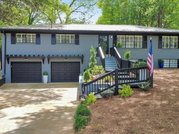 1810 Kinridge Rd, Marietta, GA 30062