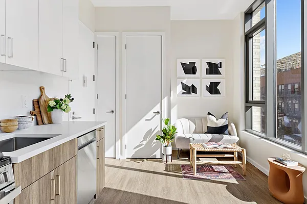 Rented by Compass | media 22