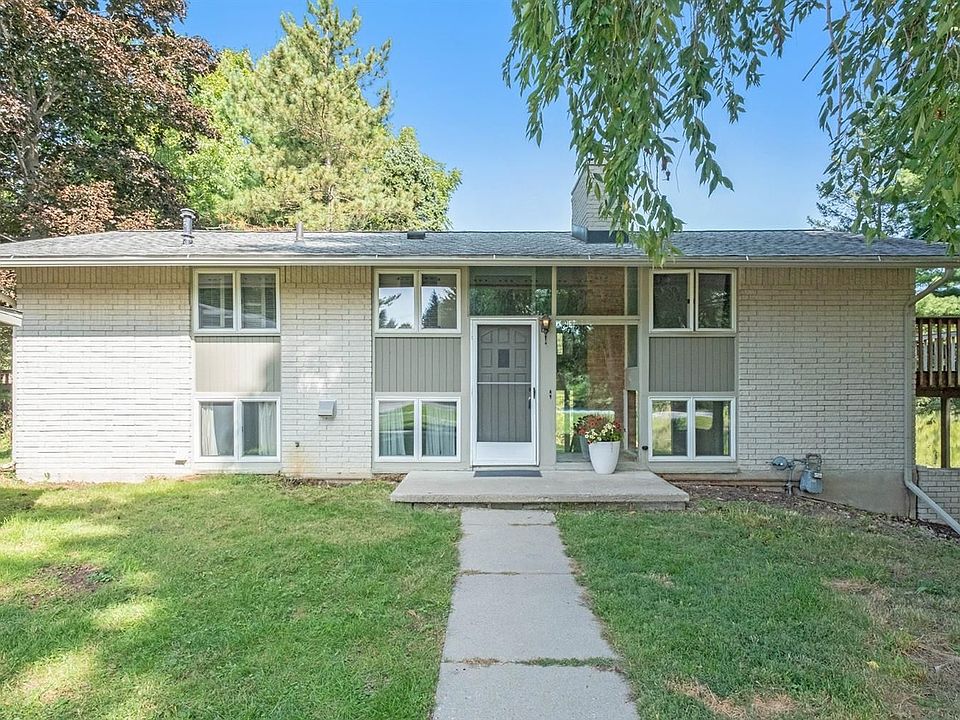 1st image of 3811 E Loch Alpine Dr