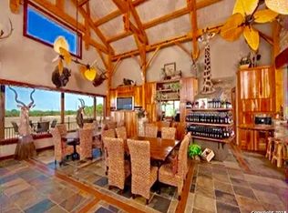 408 Fuller Dr, Bergheim, TX 78004