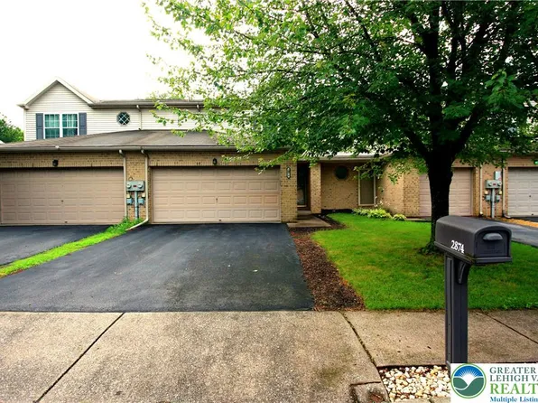 2874 Sequoia Dr, Macungie, PA 18062