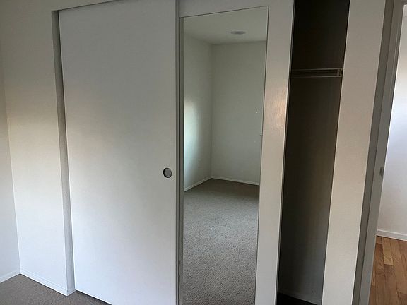 4th image of 4019 159th Ave NE #27B
