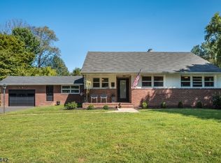 31 Orchard St, Mendham, NJ 07945