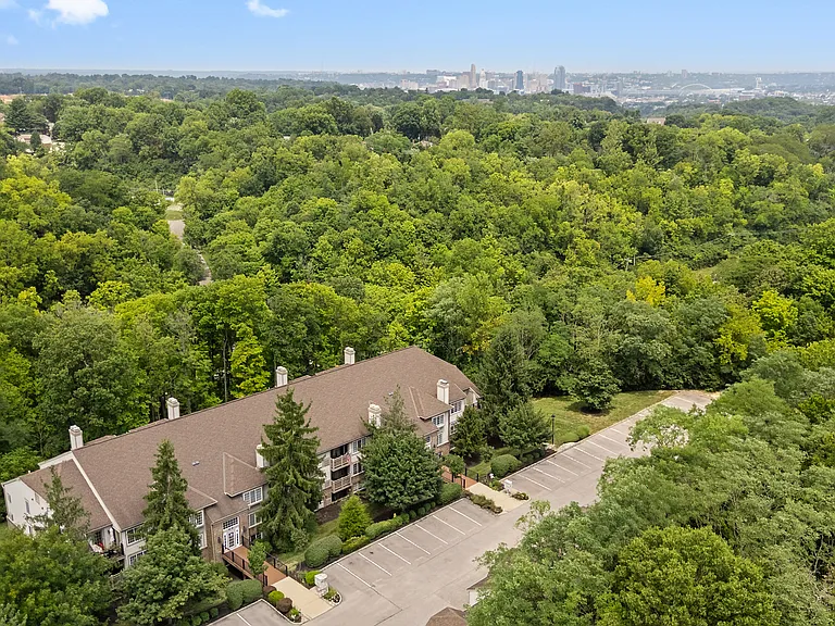 580 Cloverfield Ln #301 — Photo 30