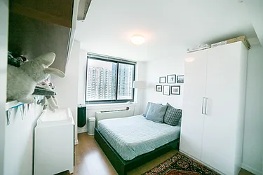 Rented by Nest Seekers International