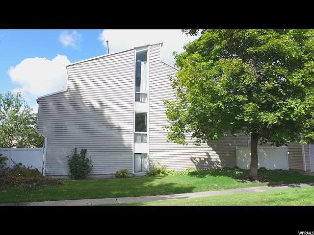1st image of 1505 W Westbridge Dr