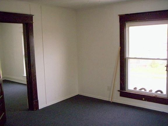 5th image of 1828 N 13th St