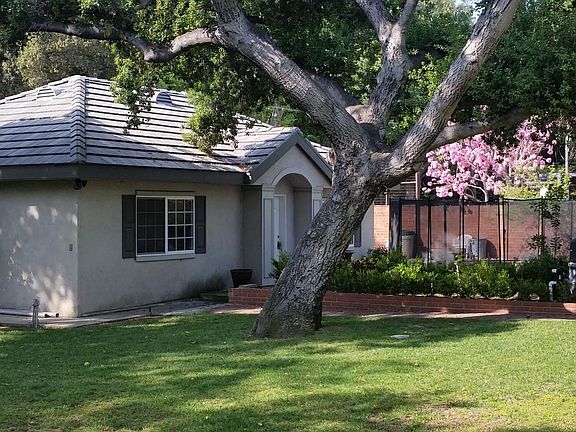 2nd image of 1 W Orange Grove Ave