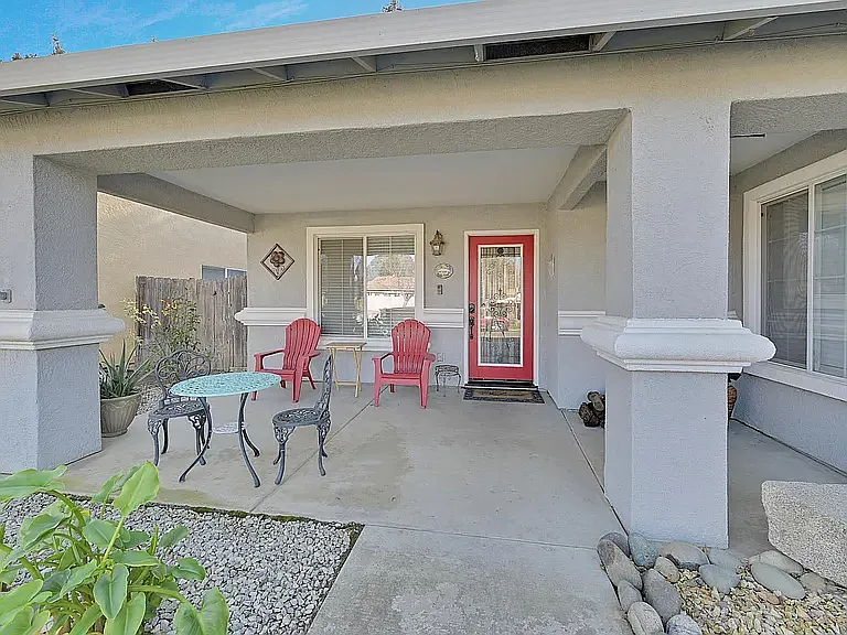 2052 Gold River Dr — Photo 4