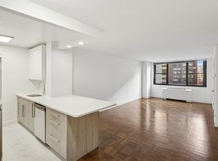 330 W 58th St APT 11G, New York, NY 10019