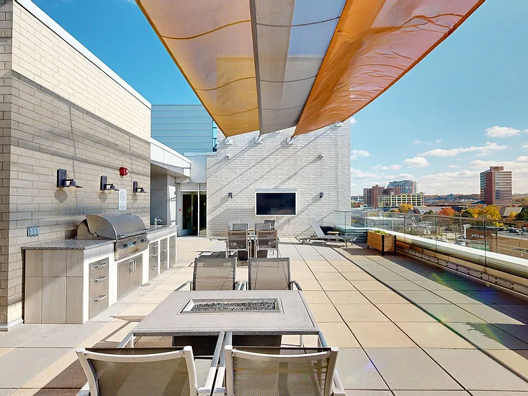Innova Apartments — Photo 25