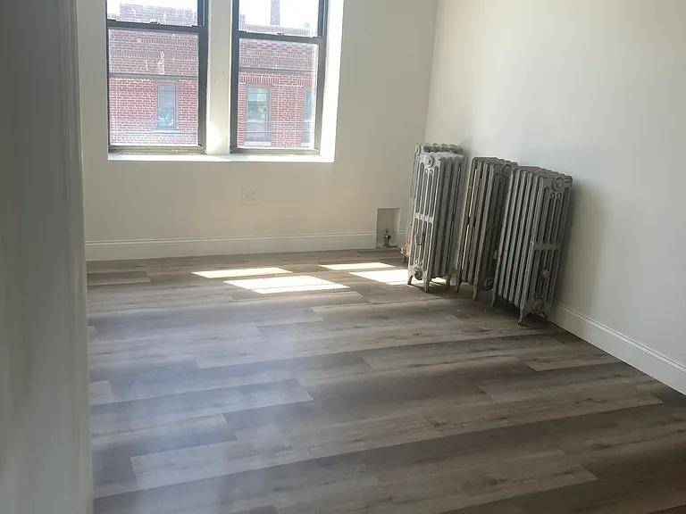 6815 11th Ave #4 — Photo 9