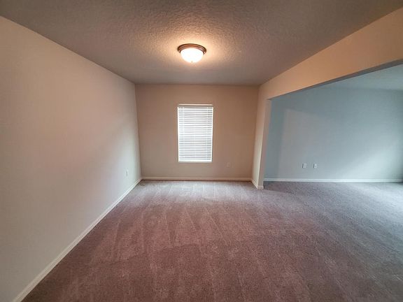 4th image of 226 Galdiola Ct