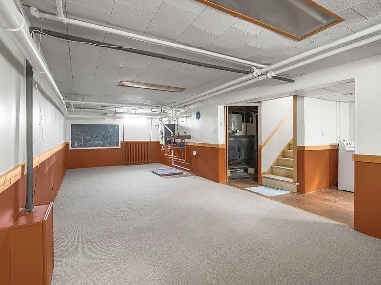 502 Park St S — Photo 20