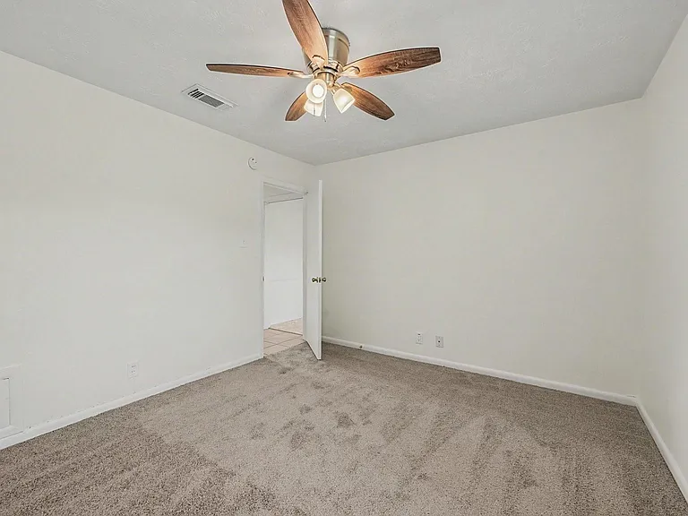 9315 Val Verde St — Photo 12