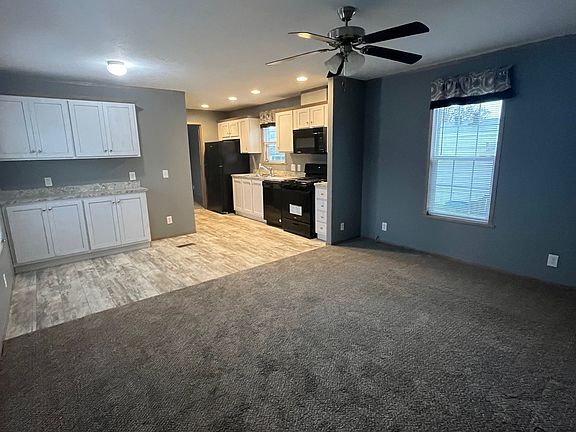 2nd image of 20600 Piedmont Dr #386