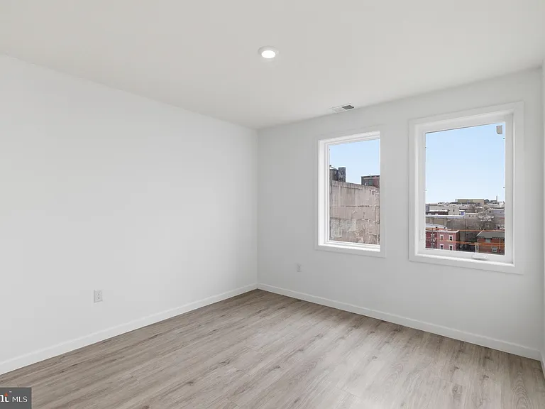 915 N Broad St #604 — Photo 10