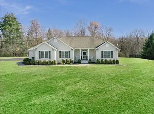 57 Cider Mill Ct, Pleasant Valley, NY 12569