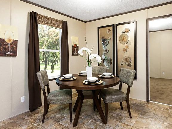 4th image of 4105 Hickory Knoll Dr