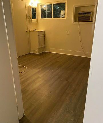 5th image of 3536 Admiral Dr Building A