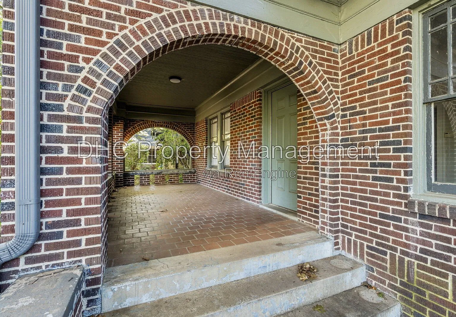 3 bed, 1.0 bath, 1500 sqft, $2,150 — Photo 4