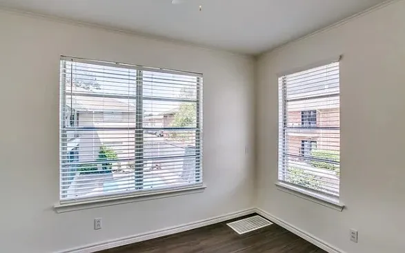 1 bed, 962 sqft, $1,500 — Photo 2