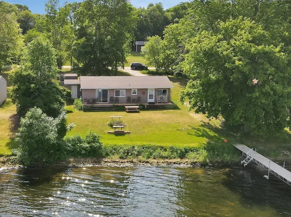 18112 Raymond Ave, Richmond, MN 56368