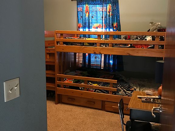 4th image of 4 Savannah Dr