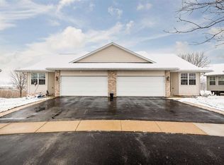 4130 Water Point Ct SW, Cedar Rapids, IA 52404