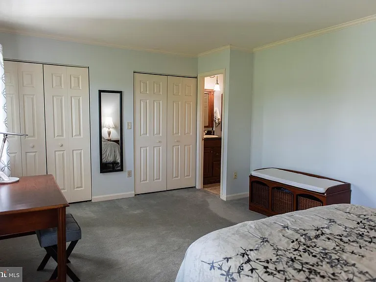609 Cambridge Ct — Photo 27