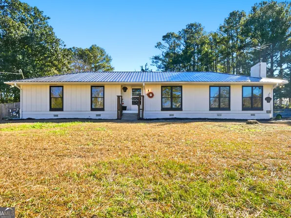 1490 Enchanted Lake Dr NW, Conyers, GA 30012