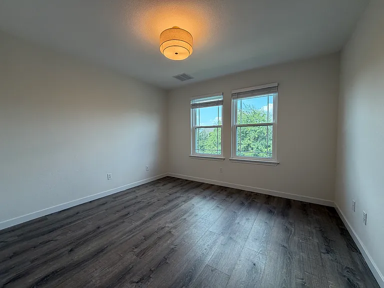 801 Brazos Bend Dr — Photo 28