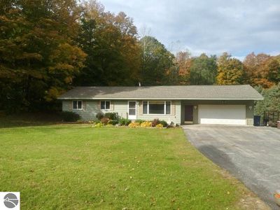 2565 W Long Lake Rd, Traverse City, MI, 49685