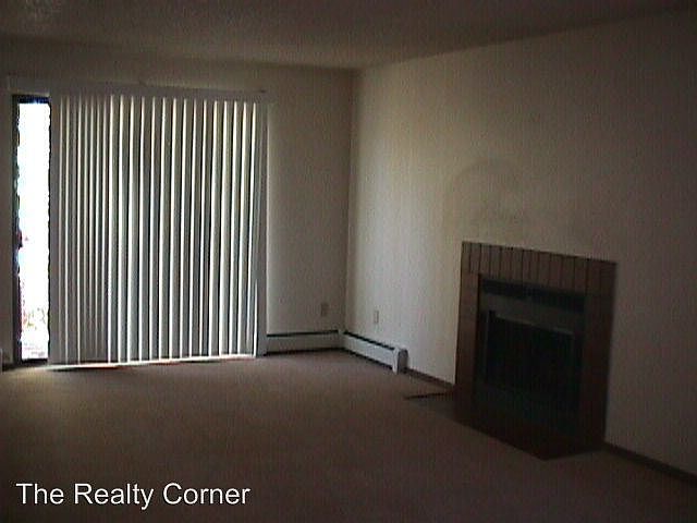 2nd image of 6660 Dublin Loop W APT D