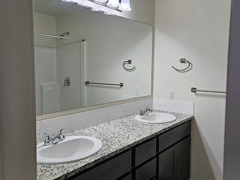 516 Rooster Ln — Photo 12