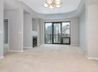 500 E Grant St APT 2409, Minneapolis, MN 55404