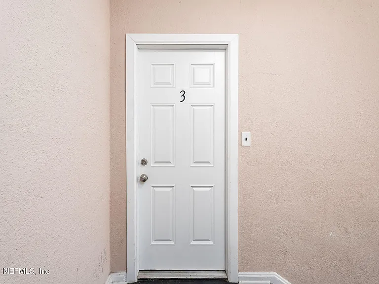 2906 Silver St #1 — Photo 4