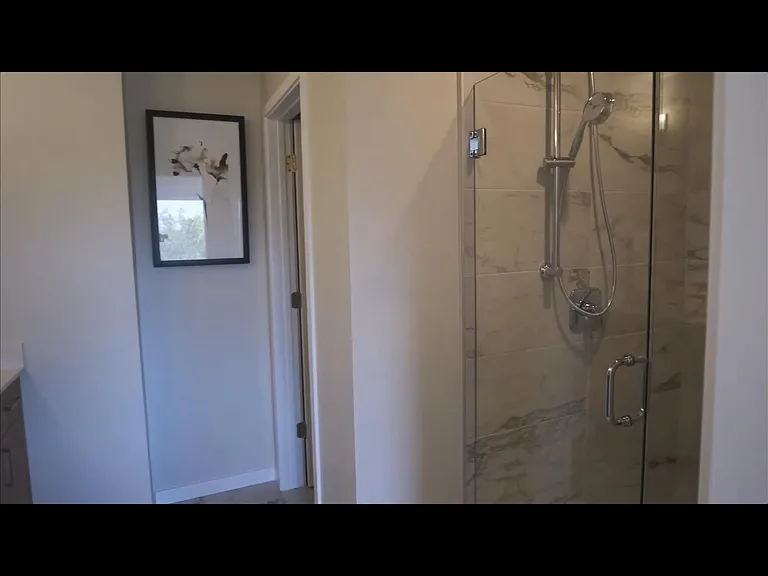 2246 W Kootenai St — Photo 5